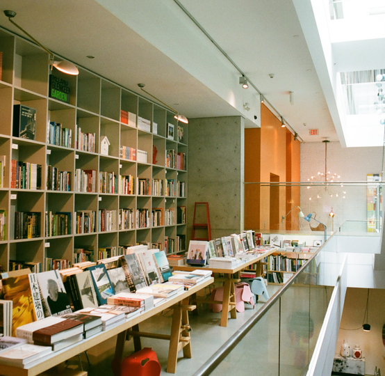 LES EDITIONS DES MONTS BANGU