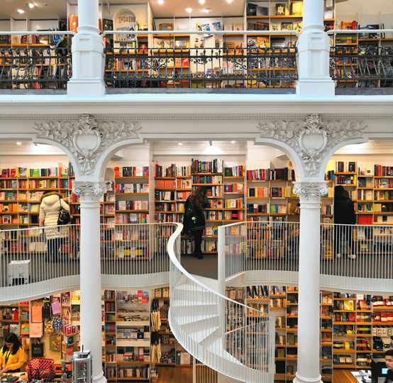 LES EDITIONS DES MONTS BANGU